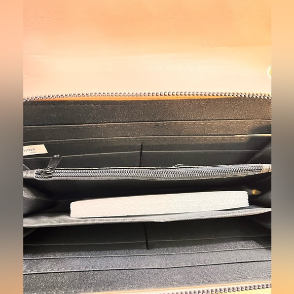 Crossbody Quilted Pale Pink Wallet - Picture 7 of 7